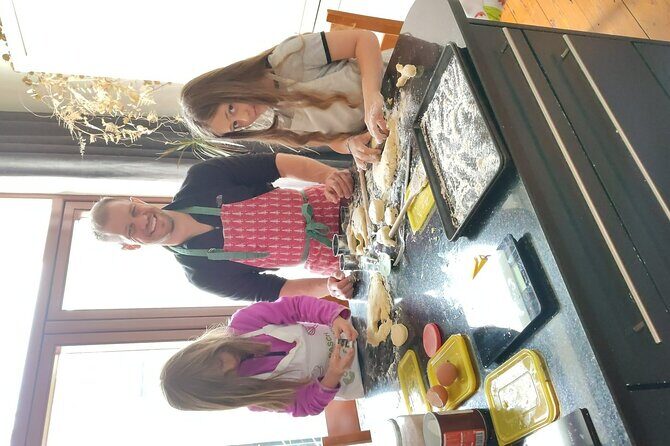 Irish Baking Class: Granny's Apple Cake, Traditional Scones - Choosing Your Bake: scones or Granny’s Apple Cake