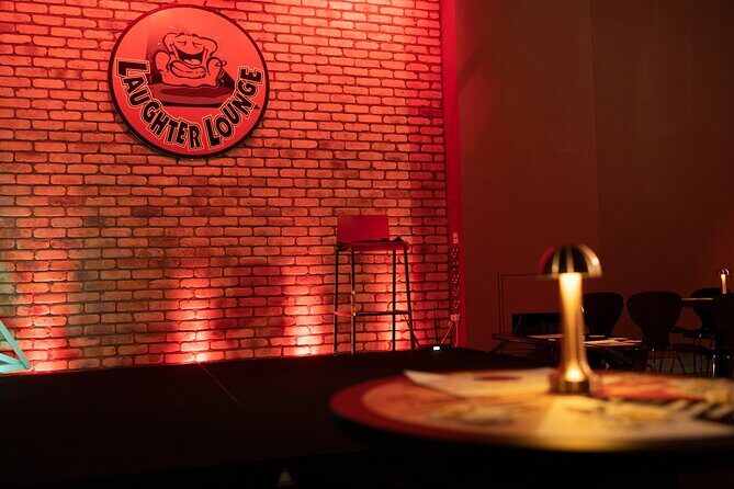 Laughter Lounge Ticket - Ireland's Biggest Comedy Club - Table service and seating: the smooth part and the trade-off