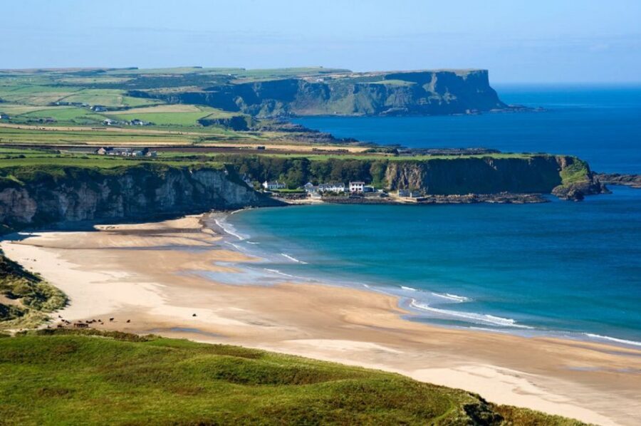 Northern Ireland 3-Day Tour from Dublin - The Black Taxi tour: why it’s worth your optional time