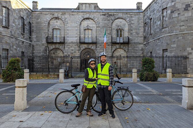 Private Dublin Historical and Heritage Tour by Bike - From Kilmainham hospital grounds to Kilmainham Gaol: memory through architecture and gates