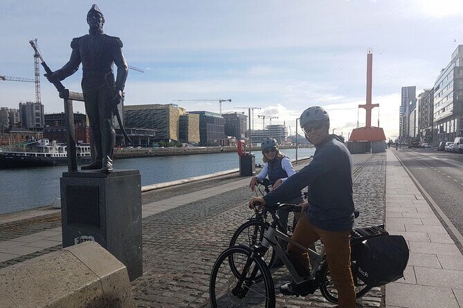 Private Dublin Historical and Heritage Tour by Bike - The War Memorial Gardens, the River Liffey cycle path, and Chapelizod