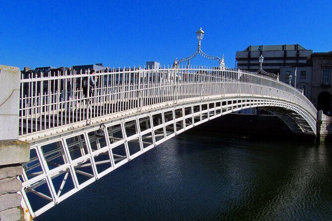 Private Fantastic Walking Tour of Dublin - Ha’penny Bridge: A Quick Icon Cross Over the Liffey