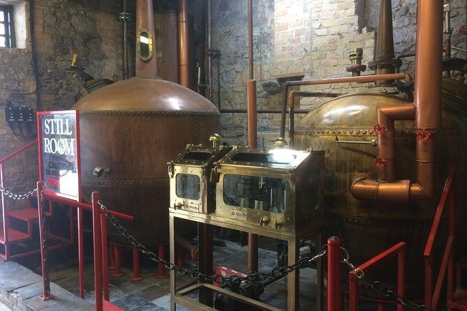 Private Full Day Whiskey Tour from Dublin with Tullamore D.E.W. - Sean’s Bar in Athlone: short visit, strong payoff