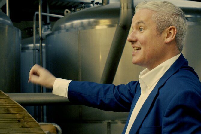 Private Full Day Whiskey Tour from Dublin with Tullamore D.E.W. - The whiskey specialist host and your private pacing