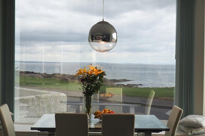 Private Irish Fusion Meal in a Modern Home in Skerries, Dublin - What the 2 hours actually feels like (pace, privacy, and family vibe)