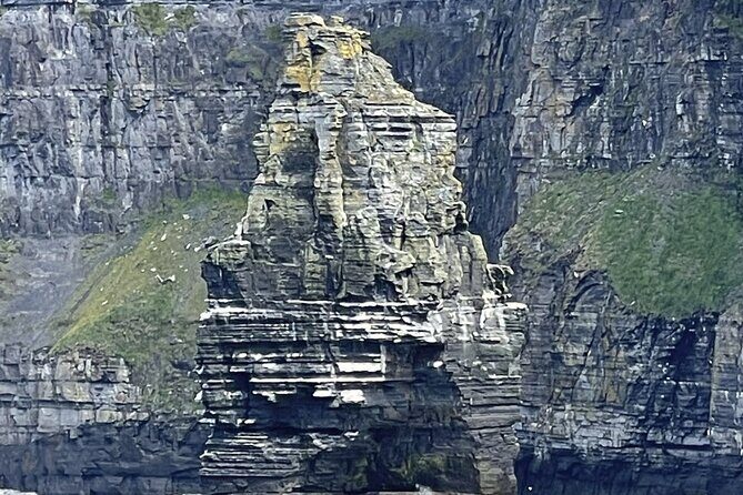 Private Luxury VIP Chauffeured Cliffs of Moher Tour from Dublin - Cliffs of Moher: 700 feet up, 3 hours to find your perfect angle