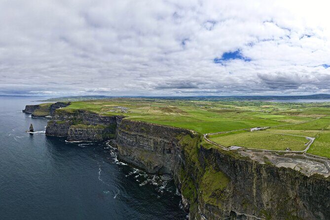 Private Luxury VIP Chauffeured Cliffs of Moher Tour from Dublin - Lunch: optional, flexible, and best when you request it early