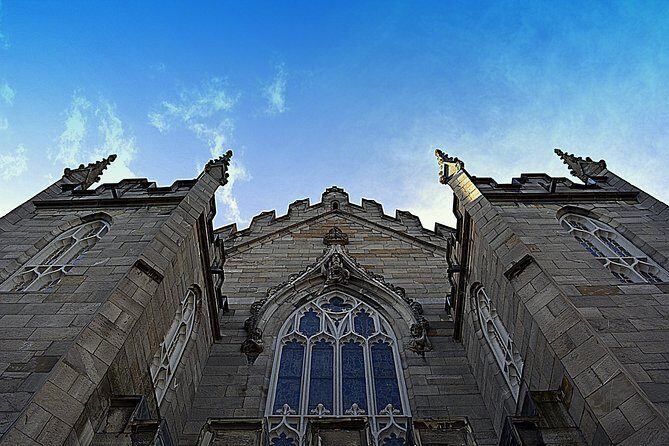 Private (Nearly!) All of Dublin in 5 hours (Walking Tour) - Dublin Castle Courtyards and Chapel Royal Stories