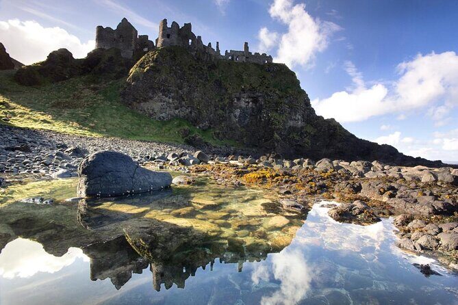 Private Northern Ireland Day Tour from Dublin - Giants Causeway: the included time vs the extra ticket you must plan for