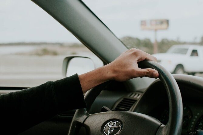 Private Sedan(4 seats) Transfer from Dublin City Center to Dublin Airport - Private sedan to Dublin Airport: what the service feels like