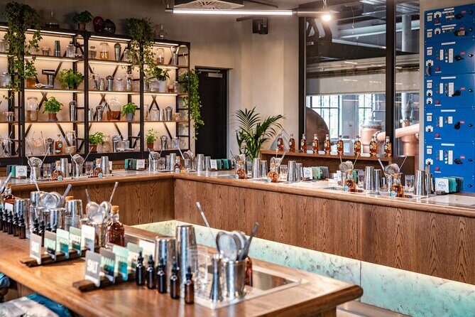 Roe & Co Distillery Experiences - Roe & Co in Dublin 8: Why the Guinness Power Station setting matters