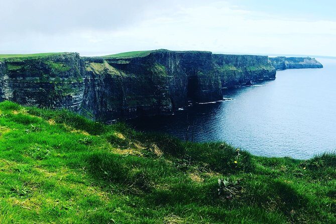 Scogliere di moher e Galway in italiano - Galway in 1 ora e mezza: Arco Spagnolo e musica di strada