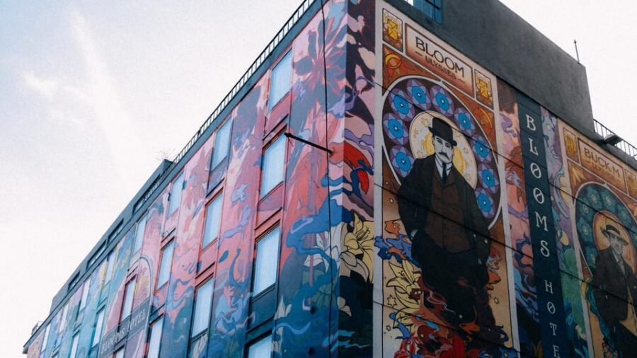Secret and unusual Dublin: guided walking tour - Two hours of secret Dublin: how the tour actually feels