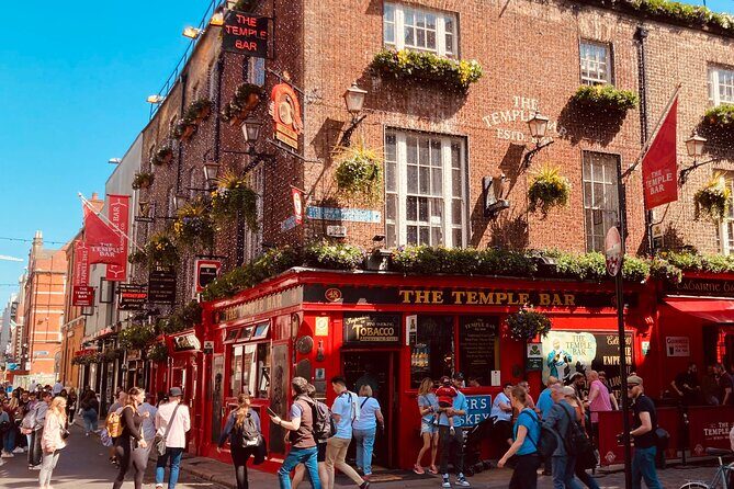 Small Group-Dublin Walking Tours - How this 2-hour small-group walk helps your first day in Dublin