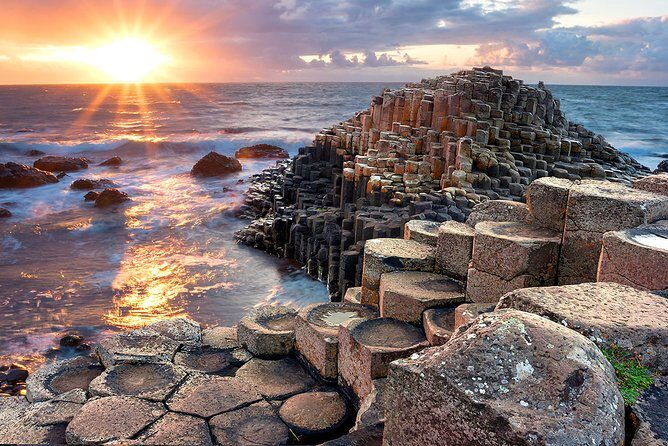 Spanish Belfast And Giants Causeway Tour - Giant’s Causeway: Your UNESCO Anchor and How to Use the Visitor Time