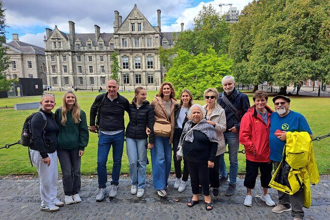 St Patrick's Cathedral, Book of Kells and Dublin Castle Tour - Trinity College finishing time: a 10-minute shop break that doesn’t waste your day