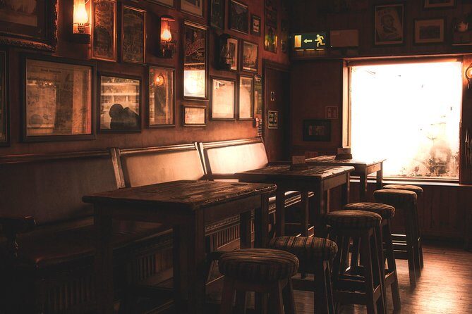 The Black Experience Pub Tour - A different Dublin pub night, with Trinity-to-Dawson Street routing