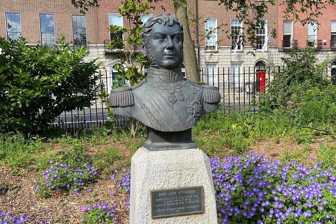 Turtle Bunbury's Dublin: A Self-Guided Audio Tour from a Celebrated Author - Starting at St Stephen’s Green: Edward Delaney’s Famine Memorial to your first stories